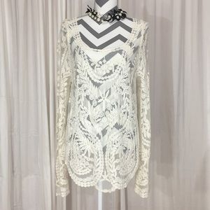 Ivory lace, Long bell sleeve, scalloped hem